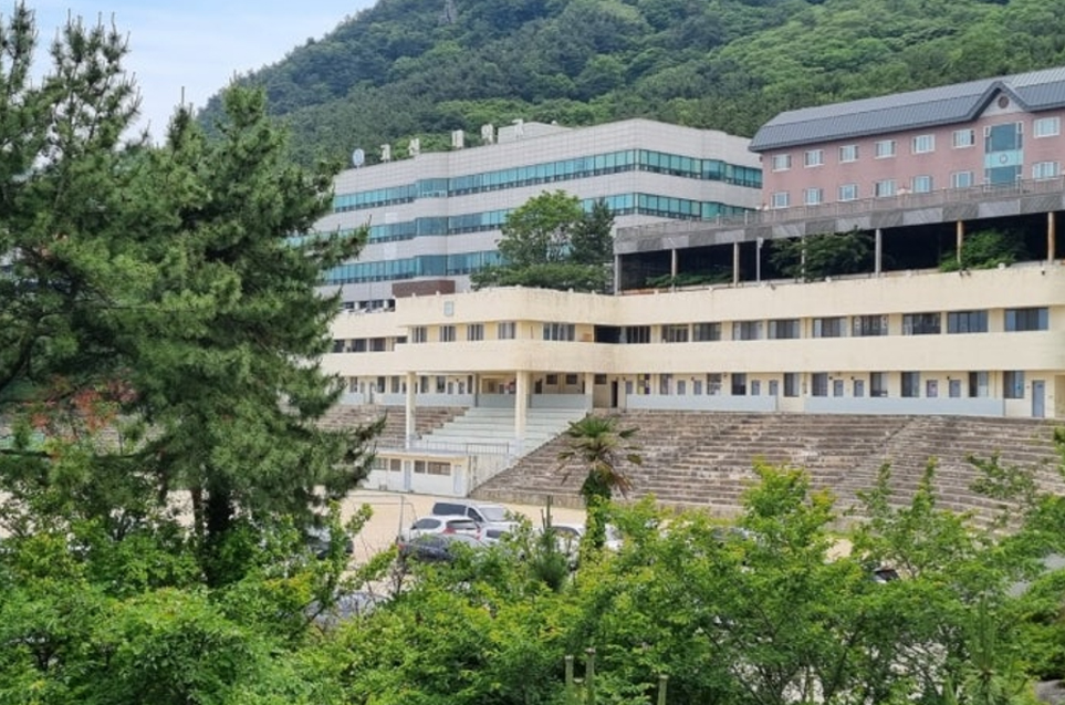 고신대학교 전경이미지 1