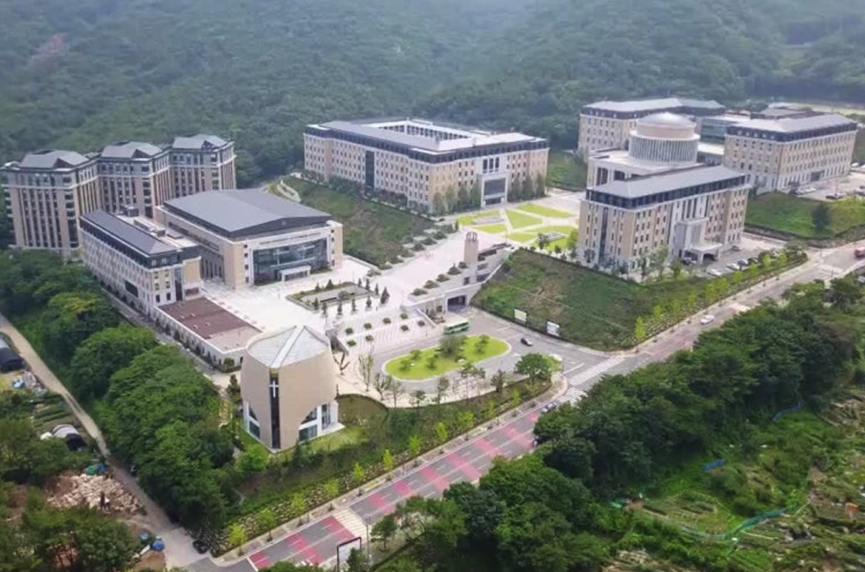 부산외국어대학교 전경이미지 1
