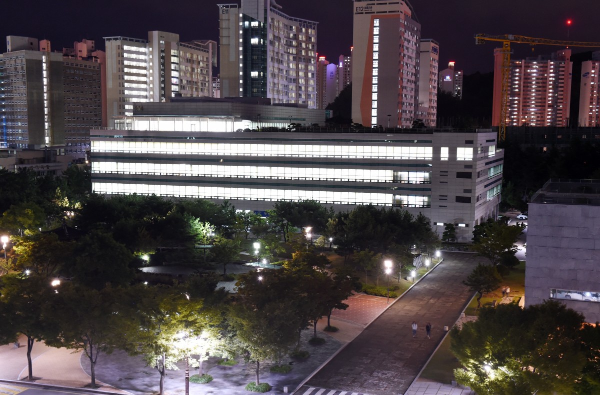 국립부경대학교 전경이미지 2