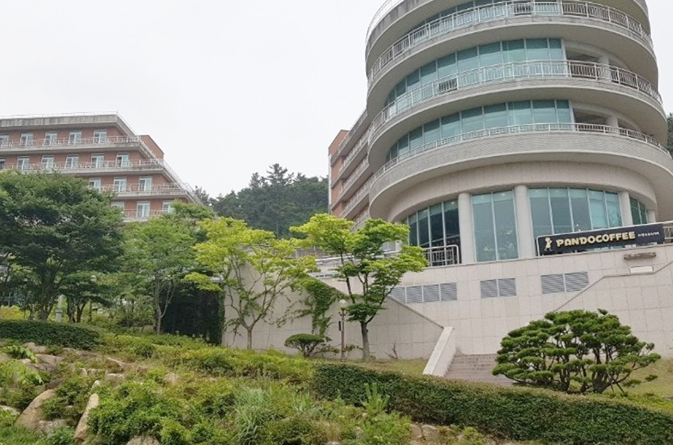 신라대학교 전경이미지 2