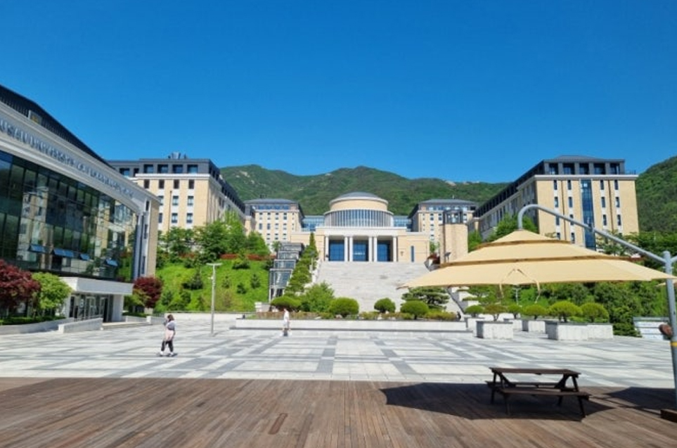 부산외국어대학교 전경이미지 3